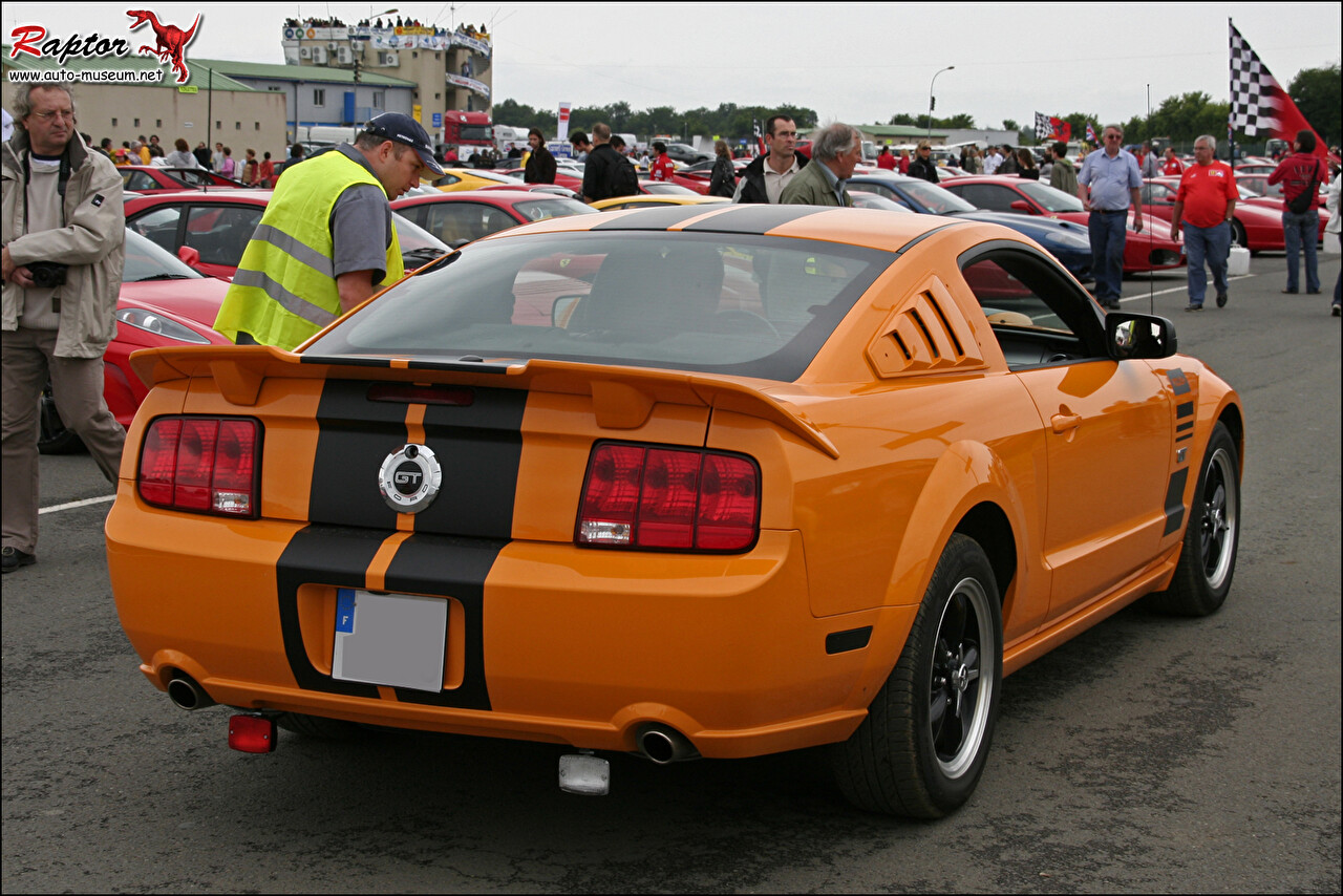 Ford Mustang GT Roush